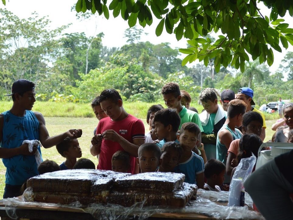 Ação social promove cuidado e esperança para crianças e famílias